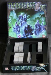 Thunderstone Box  (afbeelding van BGG: unittype)